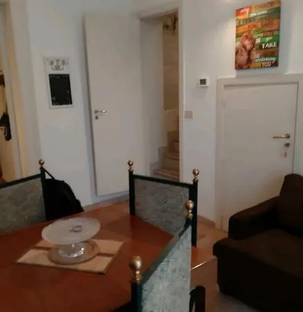Apartman Intero *
